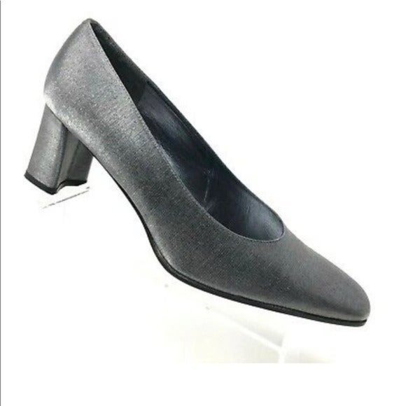 Stuart Weitzman Silver Metallic Fabric Heels #7B - Picture 1 of 12